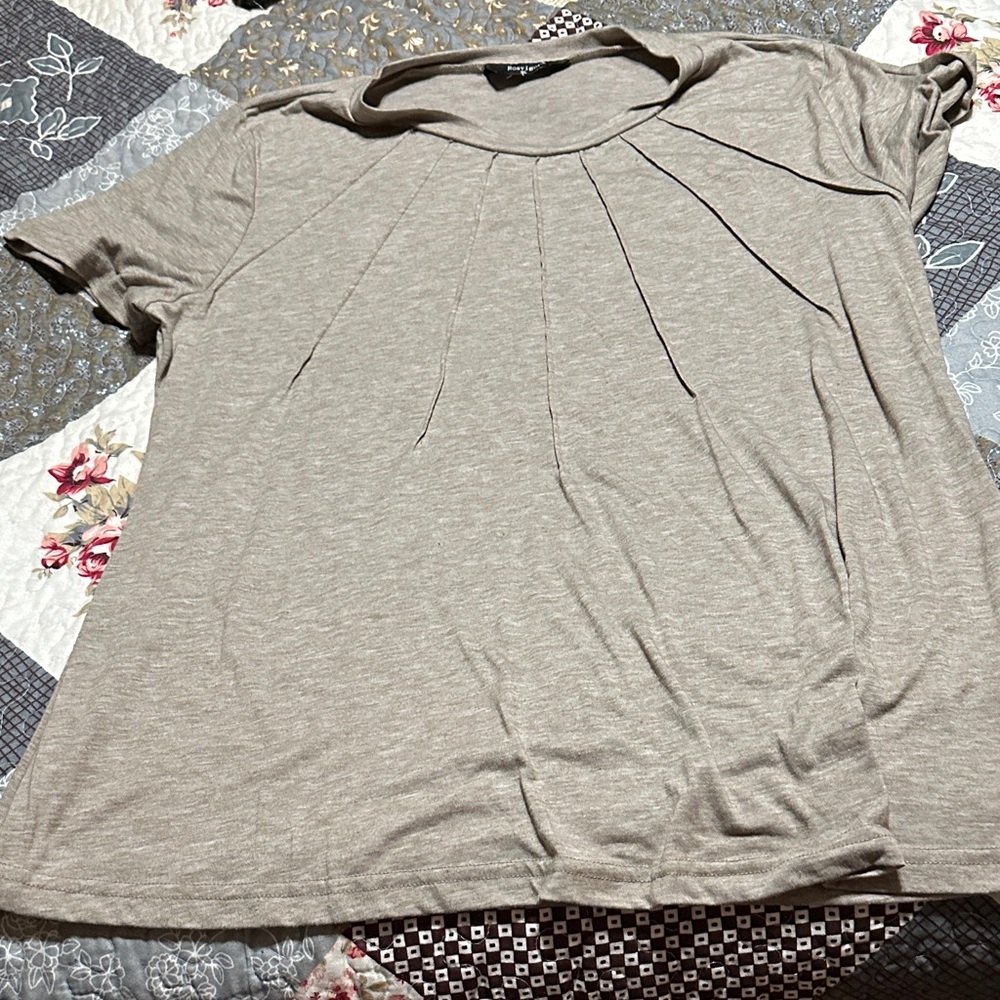 Elegant Short Sleeve Taupe Top